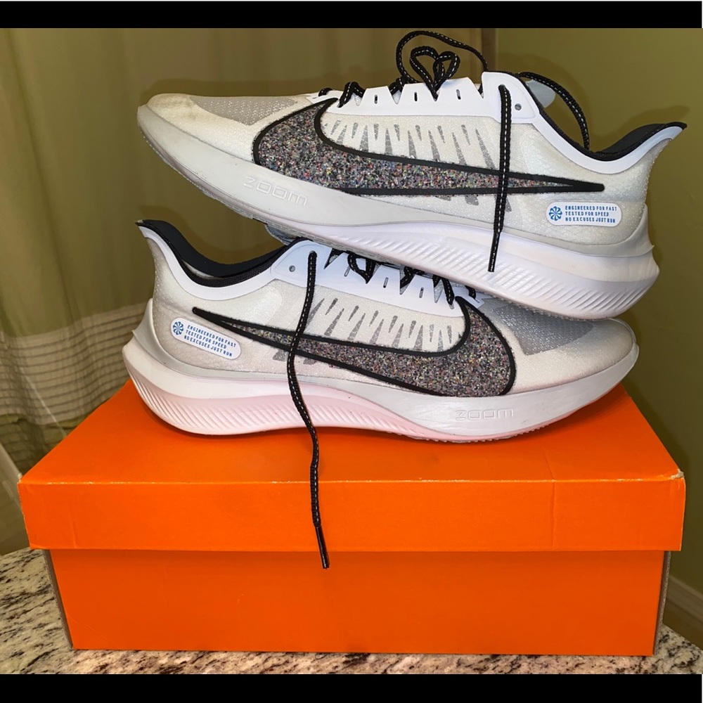 Nike Zoom Gravity - sz 13